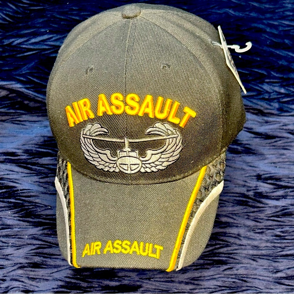 Air Assault hat.  NEW!!